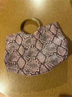⭐️ Pink Snake-Print Faux Leather Ring Handle Women's Handbag